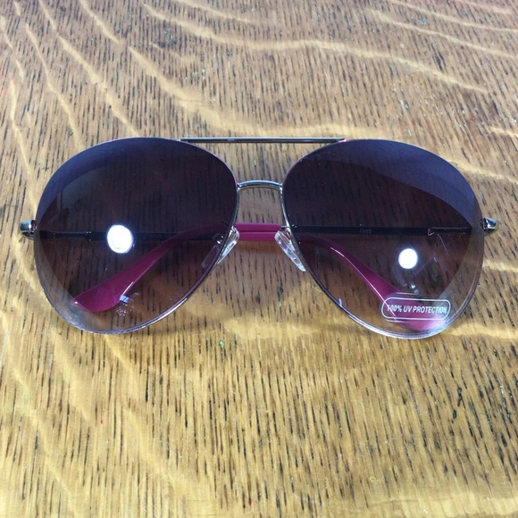Silver Frame Pink Aviator Sunglasses - Picture 4 of 4